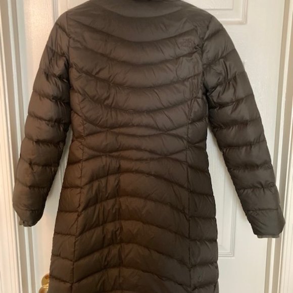 The North Face Olive Green Winter Coat - Picture 2 of 9